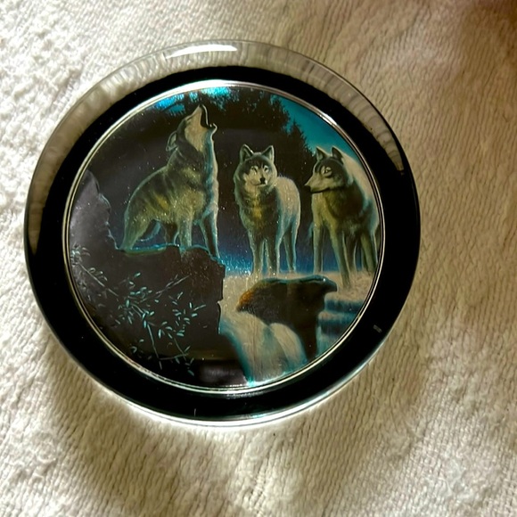 Shimmering Wolves Paperweight – Glass Wildlife Desk Decor - Picture 1 of 3